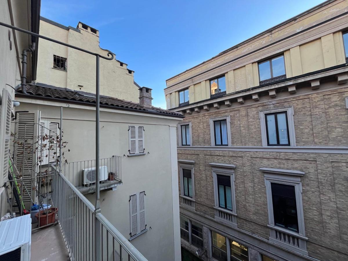Zenhouse - Nel Cuore Del Centro Storico Di Torino Exterior foto